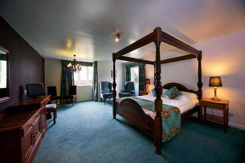 Beeston  Wild Boar Hotel מראה חיצוני תמונה